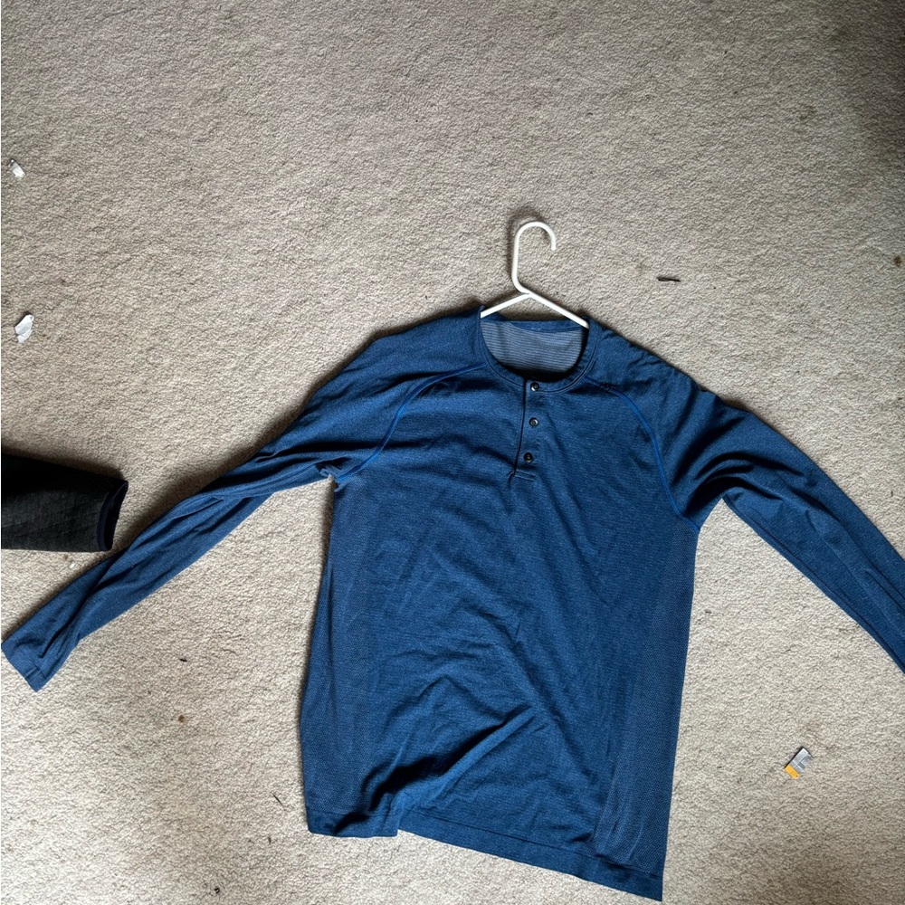 lululemon athletica Blue Long Sleeve Shirt